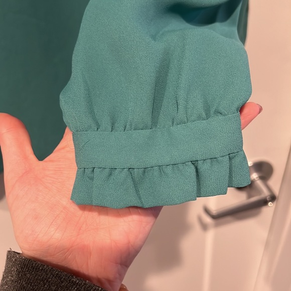 Loft Ruffle Blouse - Picture 2 of 3